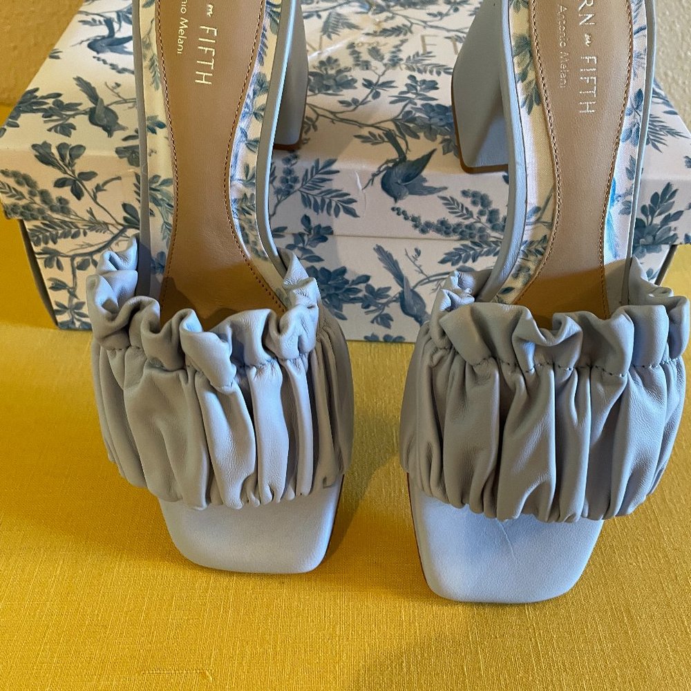 Antonio Melanie Born on Fifth Slides